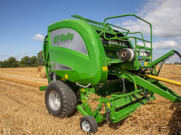 McHale V6740 Variable Chamber Round Baler