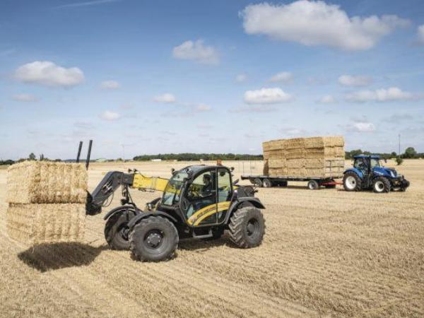 New Holland TH7.42 Plus Telehandler