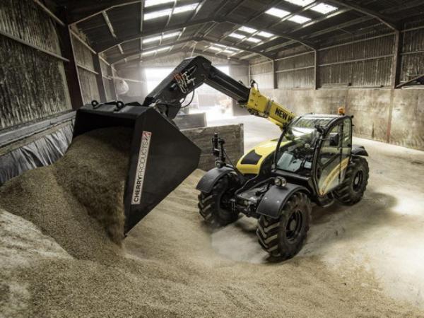 New Holland TH9.35 Plus Telehandler